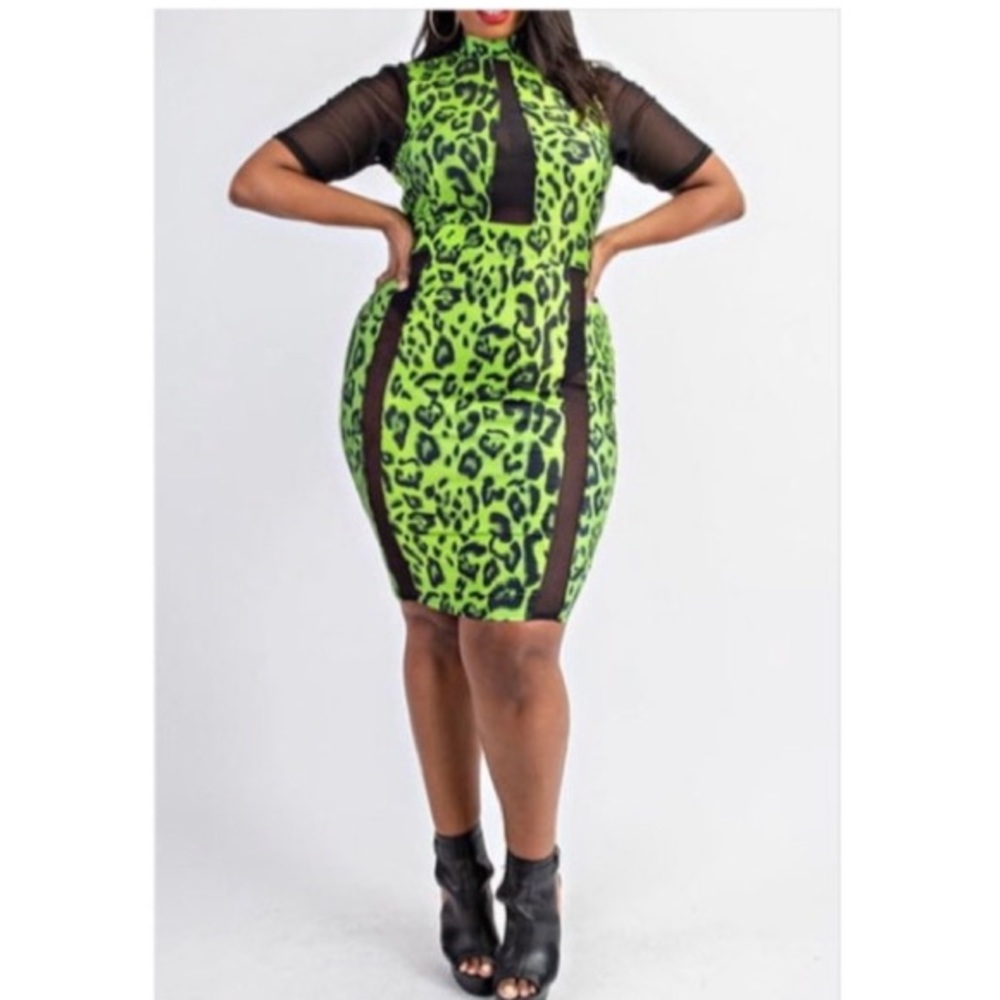 Mock Neck Dress (Plus Size)